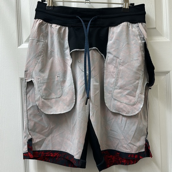 Lululemon T.H.E. Short 9" *Linerless Canopy Hot Heat Mach Blue - Picture 14 of 16